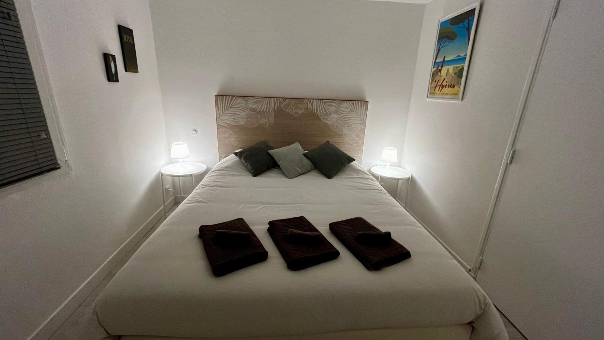 Vacances Arbanaises - Appartements Giens イエール エクステリア 写真